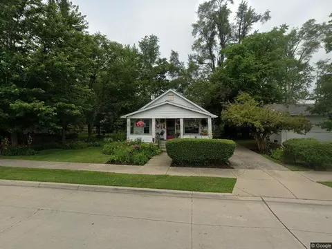 4626 Williams St, Wayne, MI 48184