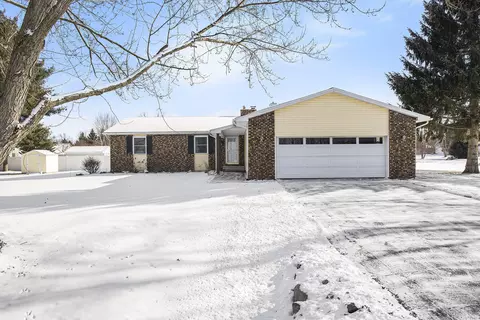 144 Heather Dr, Marshall, MI 49068