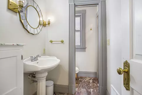 321 N Marshall Ave, Marshall, MI 49068 photo 11