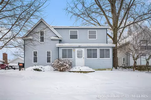 6917 Hammond Ave SE, Caledonia, MI 49316