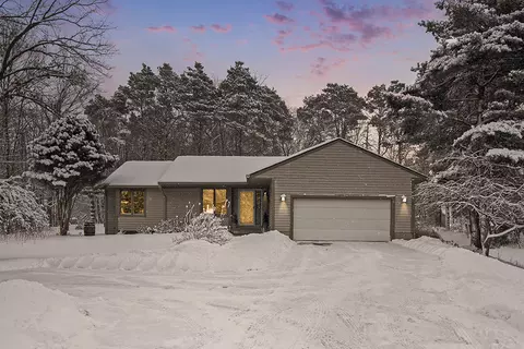 5230 Division Ave NE, Comstock Park, MI 49321