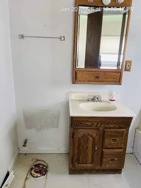 2308 Vining St, Jackson, MI 49203 photo 9