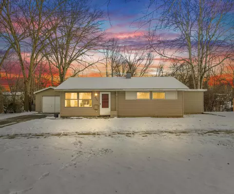 3556 Oakwood St, Ann Arbor, MI 48104