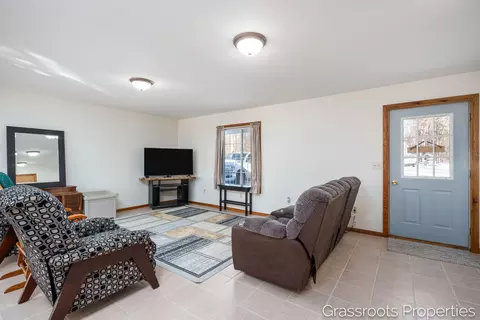 1478 Schondel St, White Cloud, MI 49349 photo 11