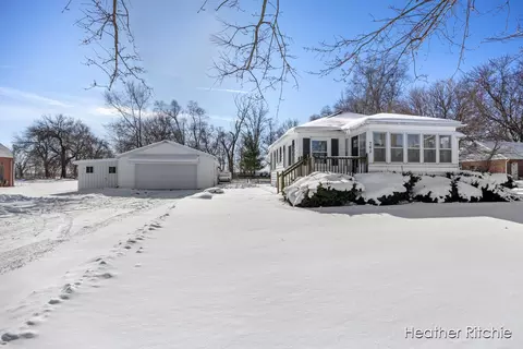 762 116th Ave, Martin, MI 49070