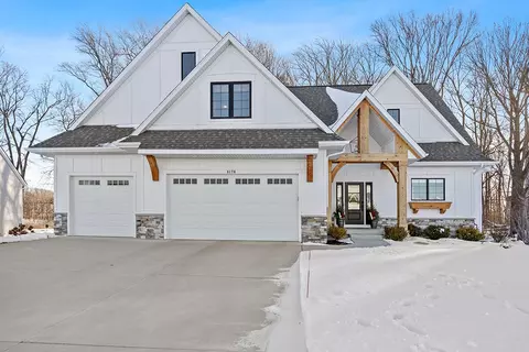 8176 Country Rail Dr SW, Byron Center, MI 49315