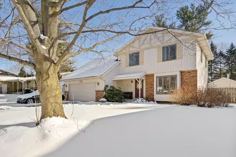 1444 Andrew St SE, Kentwood, MI 49508