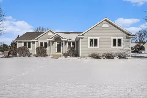 8551 Eldora Dr SW, Byron Center, MI 49315