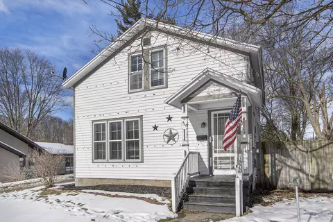 416 Cutler St, Allegan, MI 49010