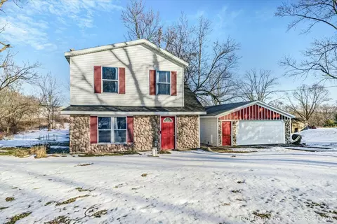 1841 River Rd, Hastings, MI 49058