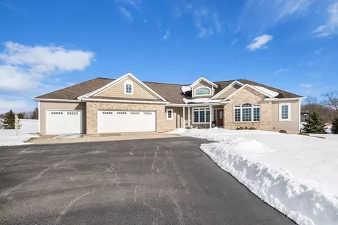 13234 Nelva Rose Ct, Coopersville, MI 49404