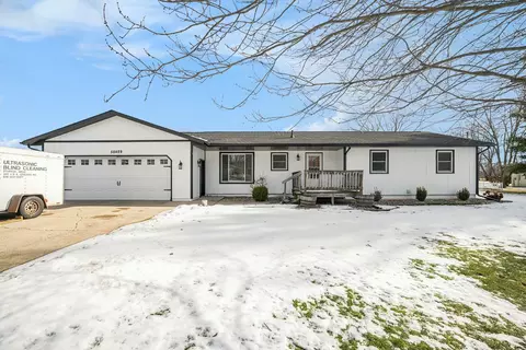 58489 E Greenfield Ct, Three Rivers, MI 49093 photo 2