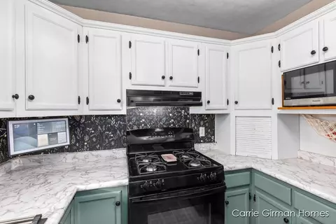 4186 Sandy Dr, Dorr, MI 49323 photo 9
