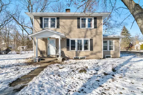 2434 E Main St, Kalamazoo, MI 49048