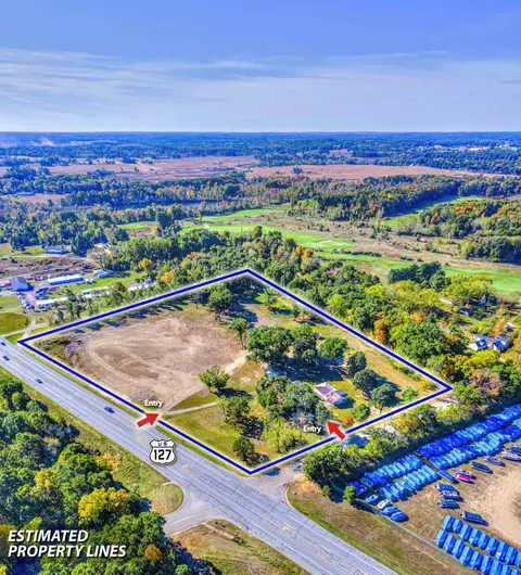 5472 S Meridian Rd, Jackson, MI 49201