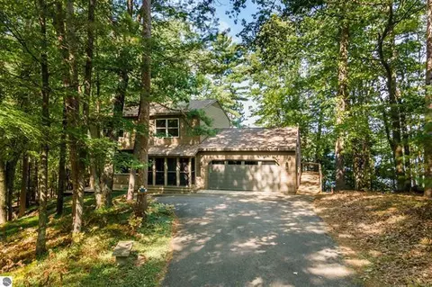2233 Gibbs Rd, Traverse City, MI 49696