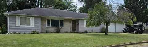 620 Meadow Dr, Battle Creek, MI 49015