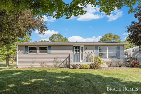 2371 135th Ave, Hopkins, MI 49328