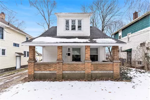 1012 Evergreen St SE, Grand Rapids, MI 49507