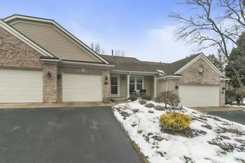 3893 Old Elm Dr SE, Kentwood, MI 49512