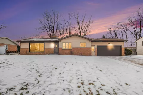 1668 Bridle Creek St SE, Kentwood, MI 49508