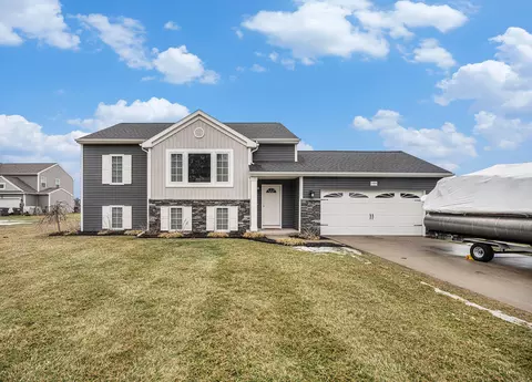 14922 Portage Rd, Vicksburg, MI 49097