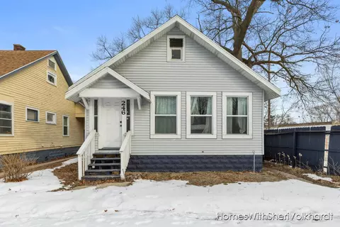 246 E Laketon Ave, Muskegon, MI 49442