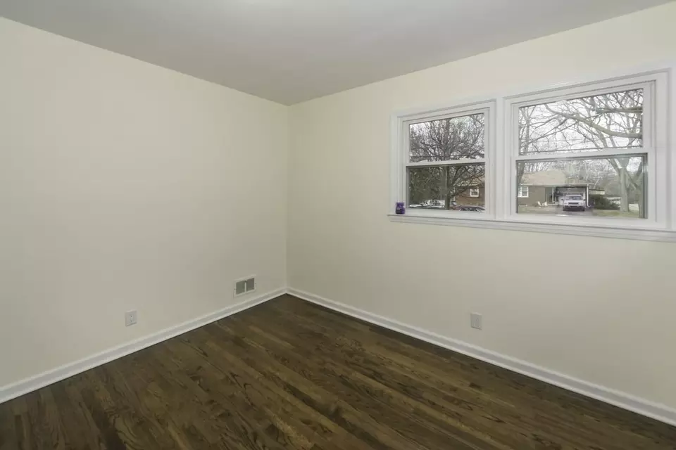  708 Cornell Rd, Ypsilanti, MI 48197 photo 17