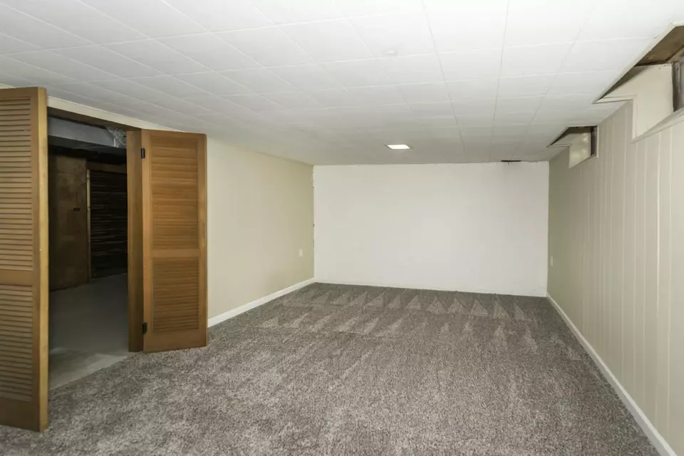  708 Cornell Rd, Ypsilanti, MI 48197 photo 36