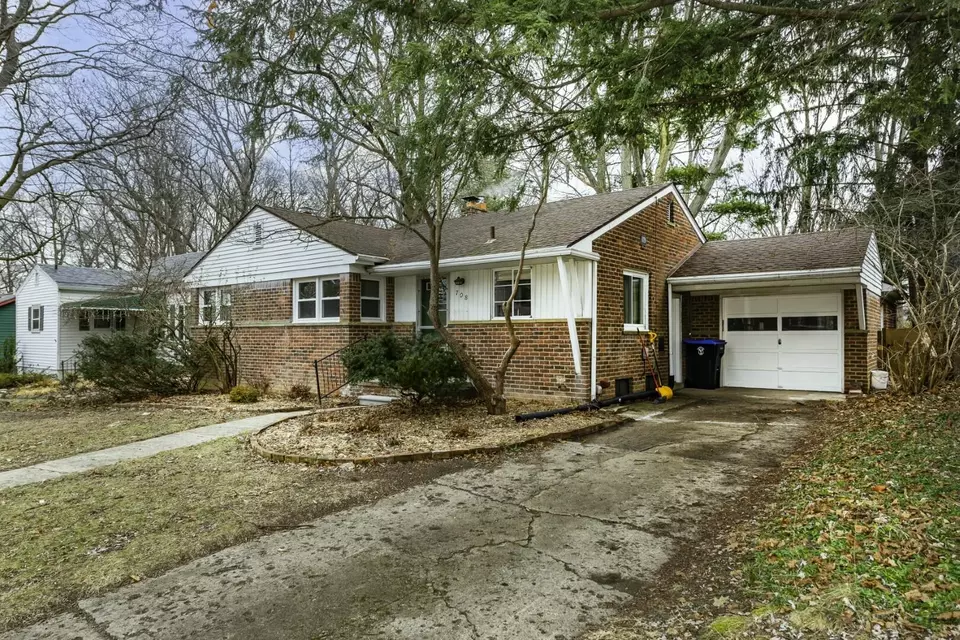  708 Cornell Rd, Ypsilanti, MI 48197 photo 3
