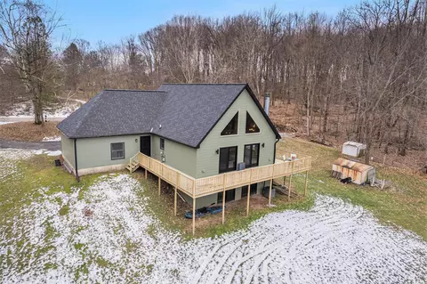 582 Mill St, Concord, MI 49237