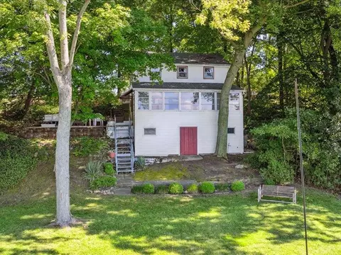 Exterior - 4142 Beach Dr, Reading, MI 49274 photo 25 of 26