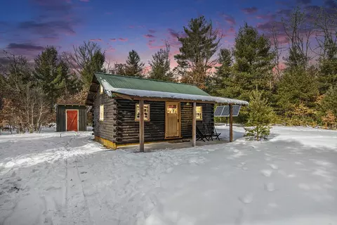 5301 E Bittersweet Ln, White Cloud, MI 49349