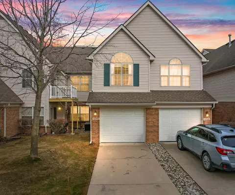 42842 Patty Ln, Van Buren Twp, MI 48111