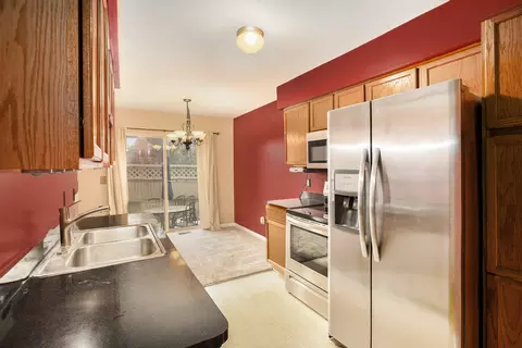 143 Commons Cir, Saline, MI 48176 photo 16