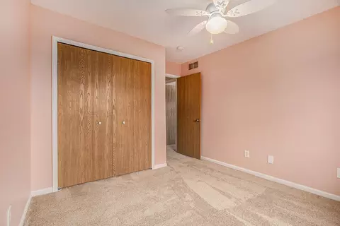 143 Commons Cir, Saline, MI 48176 photo 24