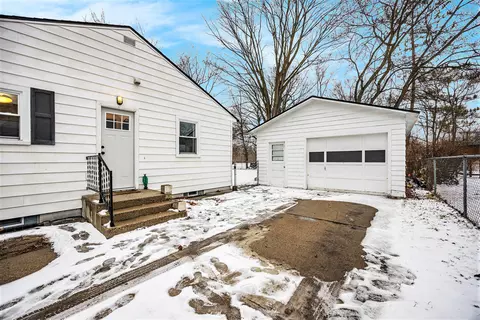 822 Harrison St, Belding, MI 48809 photo 22