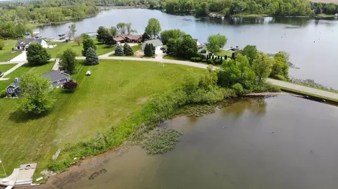 V/l Nottawaseepee Lane, Sturgis, MI 49091