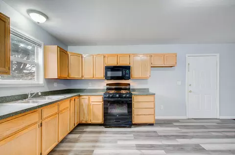 1503 Deyo St, Jackson, MI 49203 photo 8