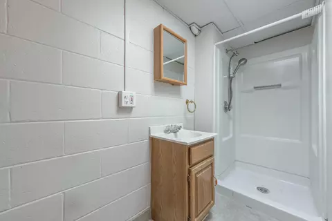 301 Sinclair St, Midland, MI 48640 photo 22