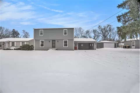 594 Netherfield St NW, Comstock Park, MI 49321