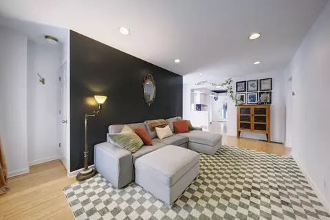325 E Drayton St, Ferndale, MI 48220 photo 9