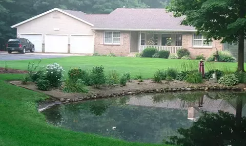 376 100th St SE, Byron Center, MI 49315