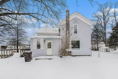 205 N Hawley St, Lyons, MI 48851