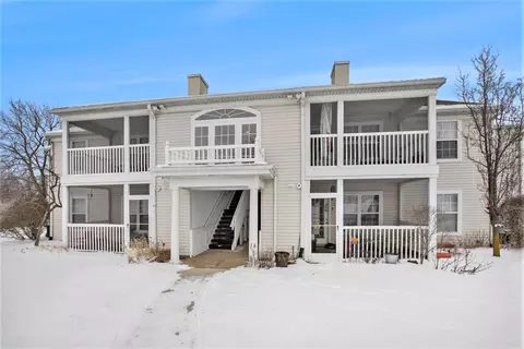 1238 Joyce Ln, Ann Arbor, MI 48103