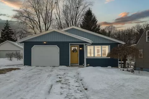 3735 Mallory Ave SW, Wyoming, MI 49519