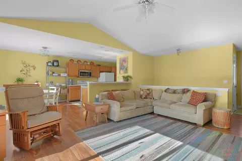 1660 Creston Dr, Dorr, MI 49323 photo 5