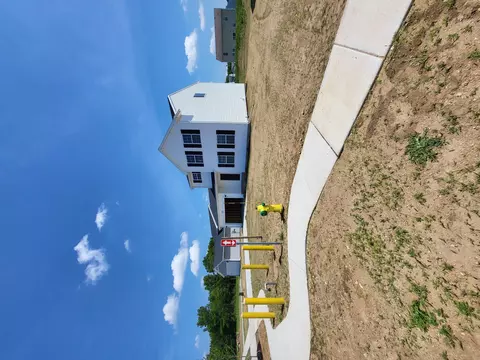 1810 Prescott Trl, Galesburg, MI 49053