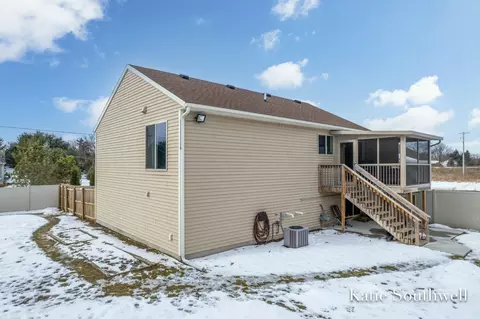830 E Harmony Dr #30, Sparta, MI 49345 photo 32