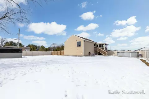 830 E Harmony Dr #30, Sparta, MI 49345 photo 31